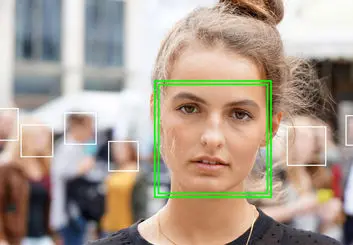 شناسایی ترس با استفاده از فناوری تشخیص چهره آمازون!