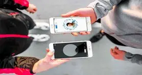 اضافه شدن یک وِیژگی کلیدی به فیسبوک با کپی برداری از snapchat