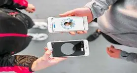 اضافه شدن یک وِیژگی کلیدی به فیسبوک با کپی برداری از snapchat