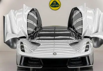 خودروی برقی لوتوس اویجا به طور کامل به فروش رفت!