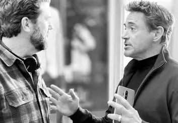 تصاویر جدید وان پلاس 8 پرو توسط بازیگر آیرون من لو رفت!