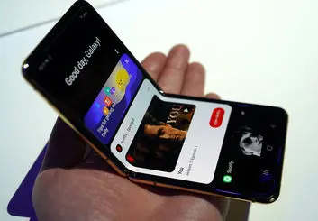 نمایشگرهای انعطاف پذیر سامسونگ به شرکت های دیگر فروخته می شوند