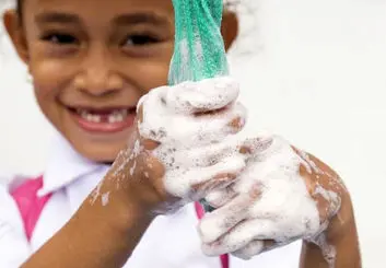 توصیه‌هایی برای والدین و زنان باردار برای مقابله با ویروس کرونا