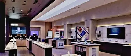 فروشگاه‌های سامسونگ موقتا تعطیل شد