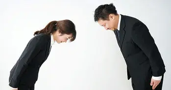 احوال پرسی بدون تماس فیزیکی مخصوص ایام کرونا!