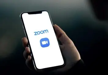 اپلیکیشن Zoom اطلاعات کاربران آیفون را افشا کرد!