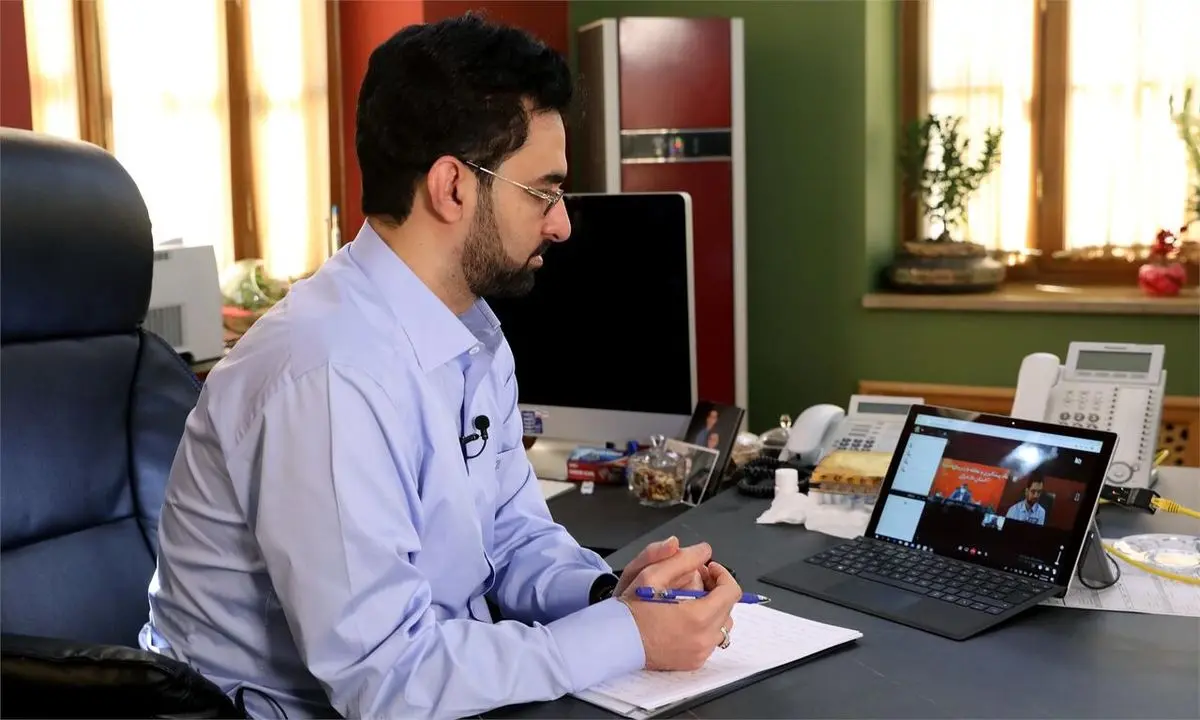 وزیر ارتباطات: دولت در دو جبهه با کرونا و تحریم‌ها در حال جنگ است