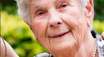 حرکت انسانی سوزان هولارتس در پیشگیری از شیوع کرونا جهانی شد