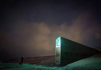 نگهداری کد پایه بیت کوین برای ۱۰۰۰ سال در زیر یک یخ قطبی