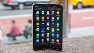 گوشی Galaxy Fold 2 سامسونگ با قیمت کمتر روانه بازار می‌شود