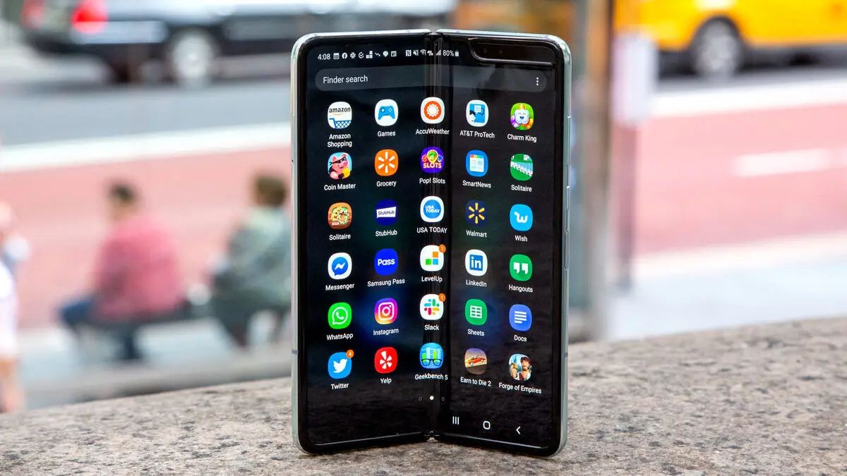 گوشی Galaxy Fold 2 سامسونگ با قیمت کمتر روانه بازار می‌شود