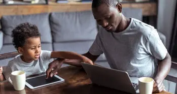 چگونه لپ تاپ قدیمی را به یک وسیله مناسب جهت سرگرمی کودکان تبدیل کنیم؟