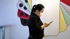 اپل باز کردن قفل آیفون را بدون Face ID آسان‌تر می‌کند؛ زیرا همه ماسک دارند!