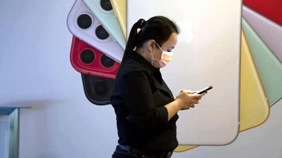 اپل باز کردن قفل آیفون را بدون Face ID آسان‌تر می‌کند؛ زیرا همه ماسک دارند!