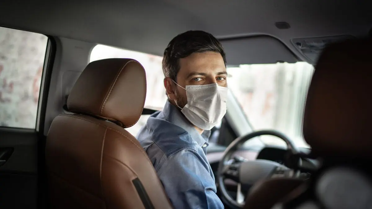 استفاده از ماسک برای رانندگان و مسافران Uber اجباری شد