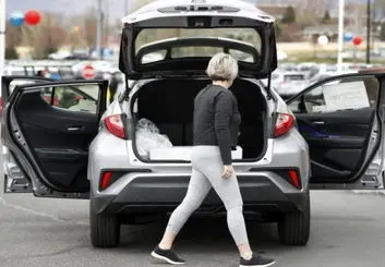 کاهش شدید فروش خودرو در ماه آوریل در آمریکا به دلیل شیوع ویروس کرونا