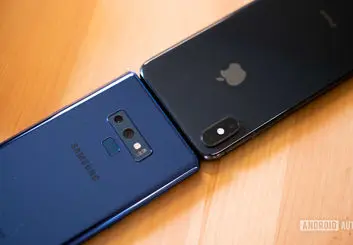 آیفون یا سامسونگ؛ از گوشی هوشمند کدام شرکت رضایت بیشتری دارید؟