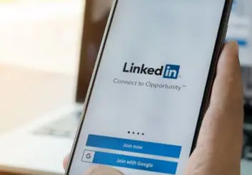 لینکدین پریمیوم چیست و آیا ارزش خریدن دارد؟