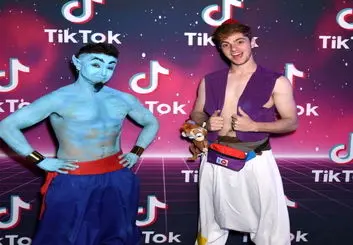 واکنش‌های منفی نسبت به شبکه اجتماعی تیک‌تاک در هند و سانسور آن توسط گوگل