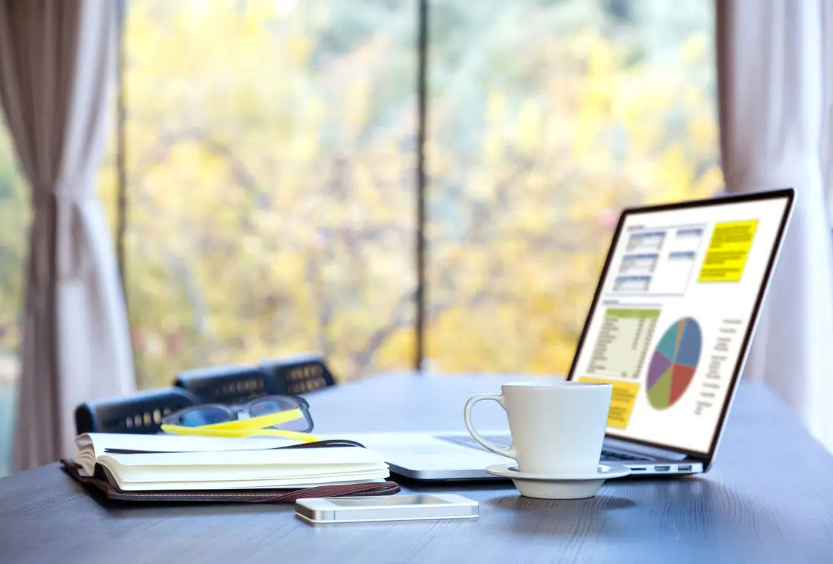 دورکاری کارمندان کدام شرکت‌های بزرگ تکنولوژی همچنان ادامه دارد؟