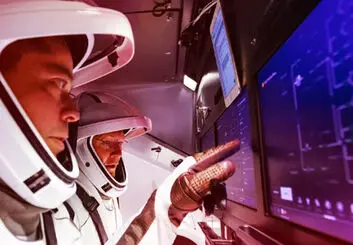 تجهیزات شرکت SpaceX از نرم افزار اندرویدی استفاده می کنند