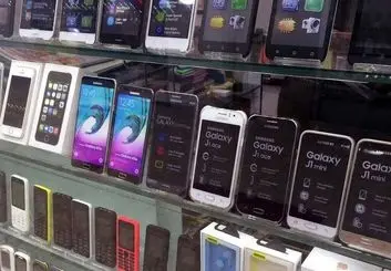 برای خرید موبایل عجله نکنید؛ ارزان می‌شود!