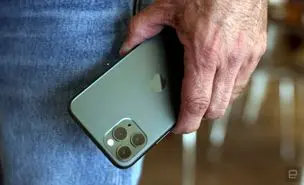 آیفون 12 در جعبه خود آداپتور شارژر ندارد!