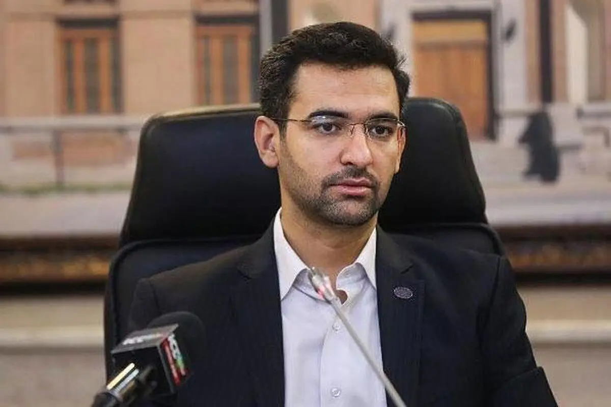 آذری جهرمی: گران‌فروشی اپراتورها تخلف محض است