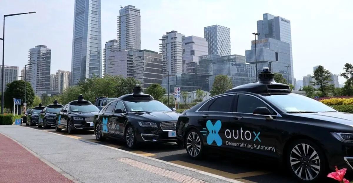 خیابان‌های شانگهای توسط AutoX به تاکسی خودران مجهز شدند