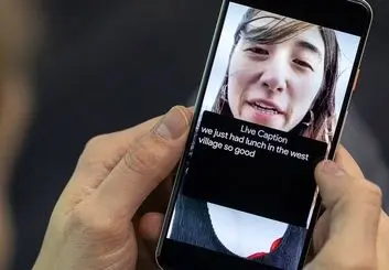 قابلیت لایو کپشن به تماس‌های ویدیویی و صوتی اضافه می‌شود