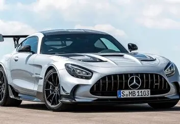 مرسدس AMG GT Black با قیمتی بالاتر از تولیدات پورشه و فراری معرفی شد