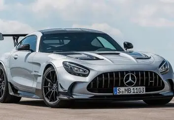 مرسدس AMG GT Black با قیمتی بالاتر از تولیدات پورشه و فراری معرفی شد