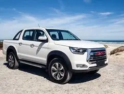 کاتالوگ رسمی پیکاپ جک T8 رقیب چینی تویوتا هایلوکس از سوی کرمان موتور منتشر شد