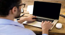 هیچ محدودیتی در ارائه سرویس رایگان اینترنت به اساتید دانشگاهی وجود ندارد