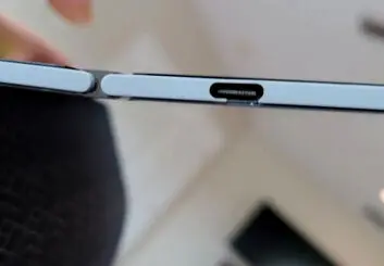 شکستگی قاب تبلت Surface Duo در نزدیکی پورت شارژ خبرساز شد