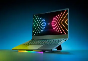 لپ تاپ ریزر بلید استلث 13 با نمایشگر OLED از راه می رسد