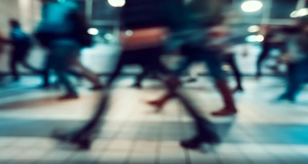 هوش مصنوعی Adobe به کمک افزایش وضوح عکس‌های تار می‌آید