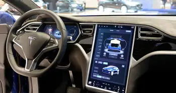 نسخه بتای نرم افزار Full Self-Driving تسلا 20 اکتبر عرضه می شود