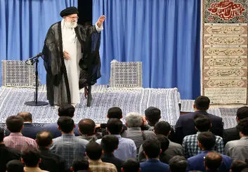 پیگیری مطالبه رهبری در رابطه با سند راهبری نخبگان