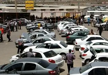 روند نزولی قیمت‌ها در بازار خودرو همچنان ادامه دارد