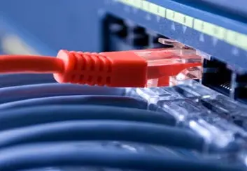 بررسی چشم‌انداز بومی سازی تجهیزات شبکه ملی اطلاعات