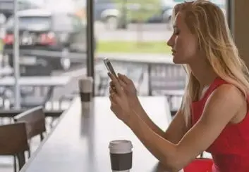 راهکارهای مراقبت از چشم هنگام استفاده از گوشی های هوشمند