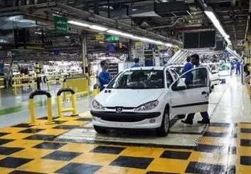 خودروسازان کاهش قیمت تمام شده خودرو را در دستور کار خود قرار دادند