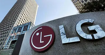 استفاده از ربات ضدعفونی کننده ال جی در مدارس و بیمارستان ها