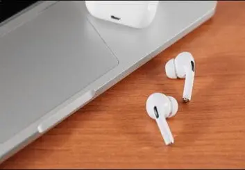 فعال کردن قابلیت Noise Cancellation در AirPods Pro در سیستم‌عامل مک