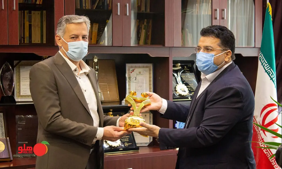 گروه طرفه‌نگار برای یازدهمین بار برنده تندیس حمایت از حقوق مصرف‌کنندگان شد
