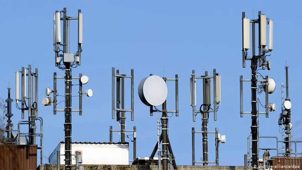 سازمان رگولاتوری از سامانه رصد امواج آنتن‌های موبایل رونمایی کرد