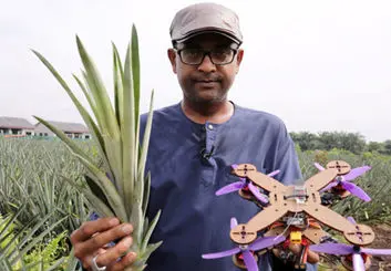 ساخت پهپاد با استفاده از برگ های آناناس!