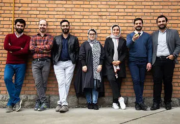 با تیم هفت سنگ و محصولات آن آشنا شوید