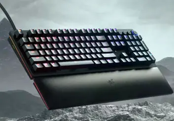 رونمایی ریزر از کیبورد هانتسمن V2 آنالوگ و استند لپ تاپ کروما V2